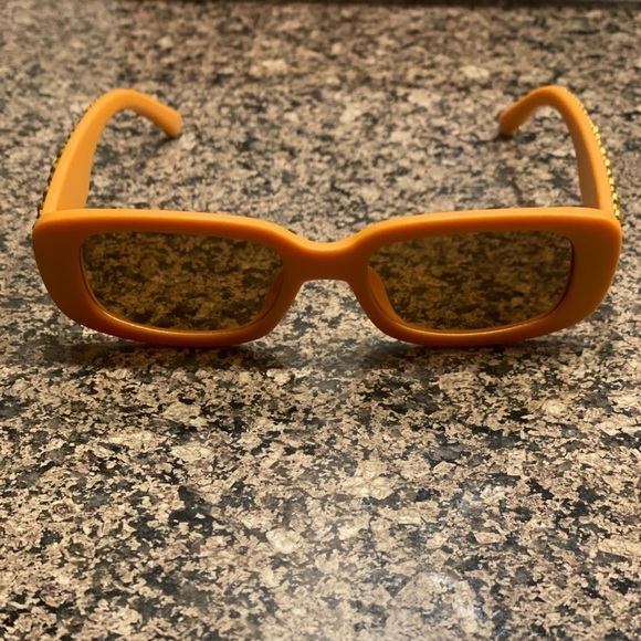 🚨🍊Orange Shades🍊🚨 - Picture 4 of 6
